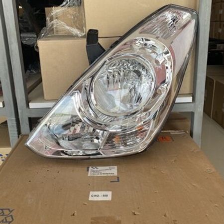 Hyundai H1 2008 farası – Ehtiyat hissələri – ucuztap.az