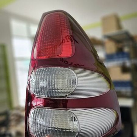Toyota Land Cruiser Prado 2005 arxa stop farası – Ehtiyat hissələri – ucuztap.az