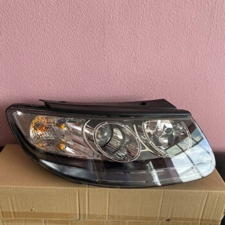 Hyundai Santa Fe 2008 ön farası – Ehtiyat hissələri – ucuztap.az