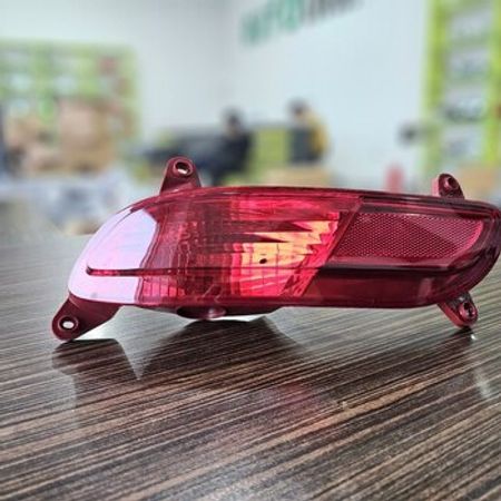 "Kia Rio 2012" arxa duman işığı