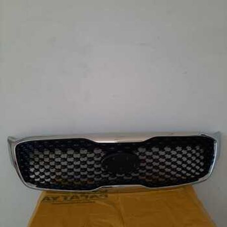 "Kia Sorento 2016" radiator barmaqlığı