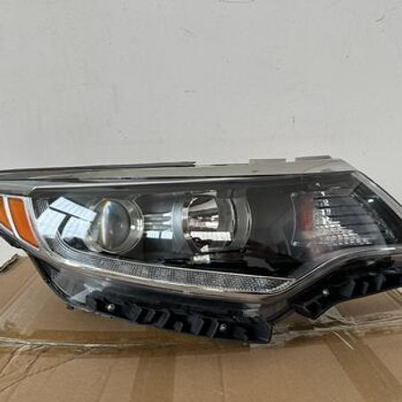 "Kia Optima 2016" usa LED işıqları