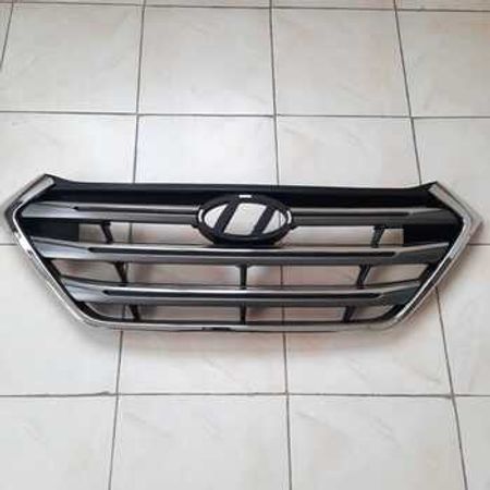 "Hyundai Tucson 2016-2019" radiator barmaqlığı