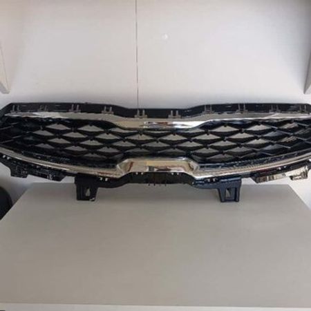 "Kia Cerato 2019-2022" radiator barmaqlığı