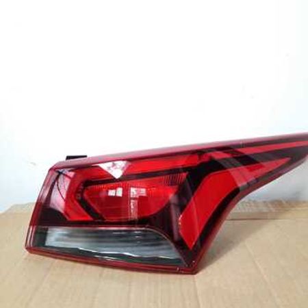 "Hyundai Accent 2018" stop işığı