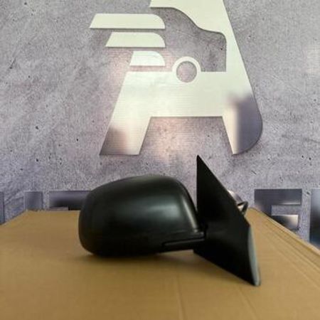 "Nissan Sunny 2013" yan güzgüsü