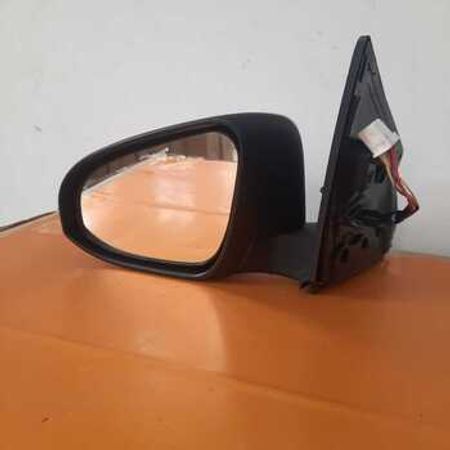 "Toyota Corolla 2014"  yan güzgüsü