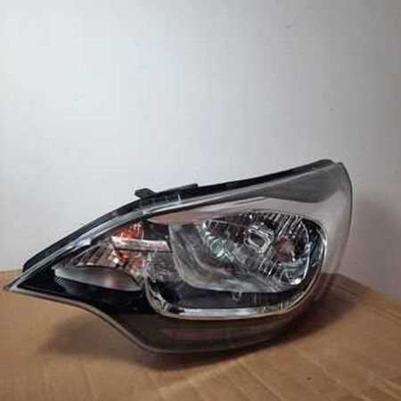 "Kia Rio 2012" farası