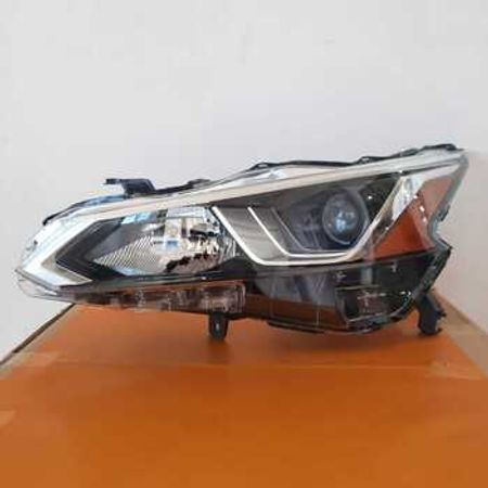 "Nissan Altima 2019" ön işığı