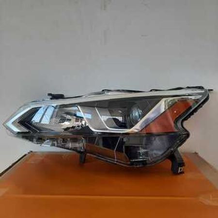 "Nissan Altima 2019" ön işığı