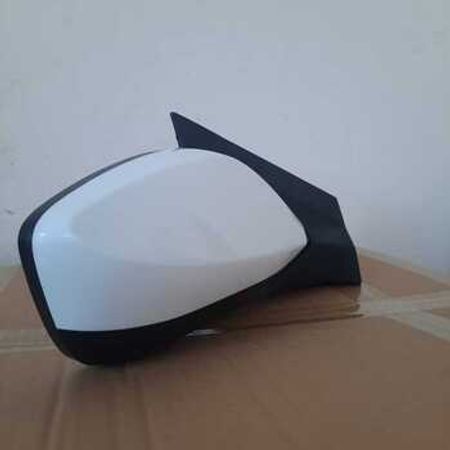 "Hyundai Accent 2011" yan güzgüsü