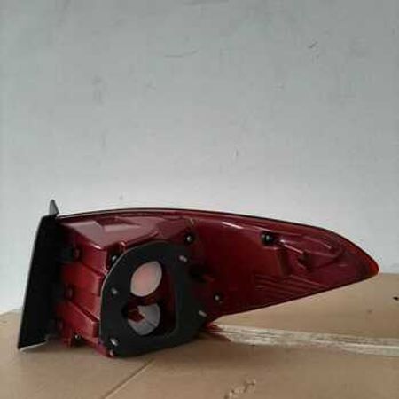 "Kia Rio 2018" stop işıqları