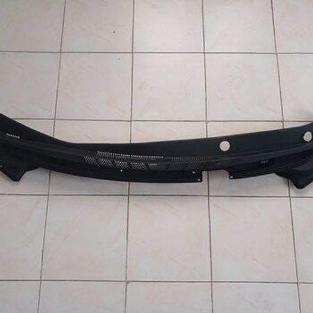 "Kia Cerato 2013" küləkliyi