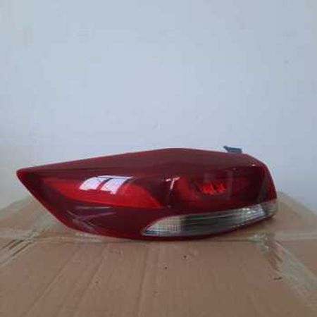 "Hyundai Elantra 2016" LED stop işığı