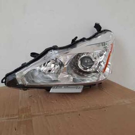 "Nissan Altima 2013-2017" ön farası