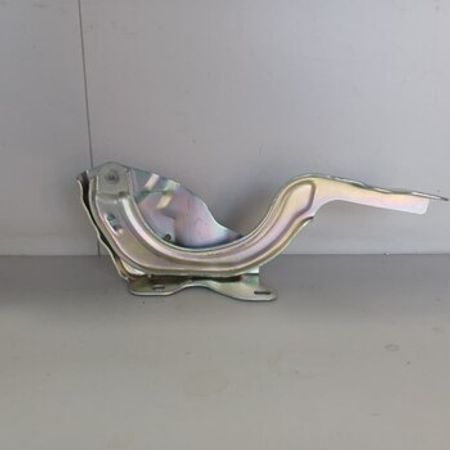 "Hyundai Elantra 2021" kapot petləsi