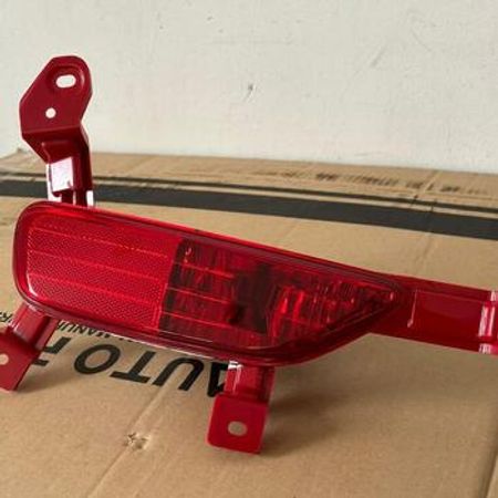 "Kia Sorento 2015" stop əksetdirici işığı