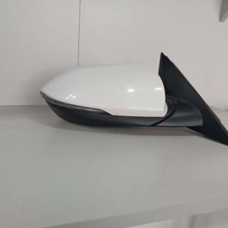 "Hyundai Elantra 2021" güzgüsü