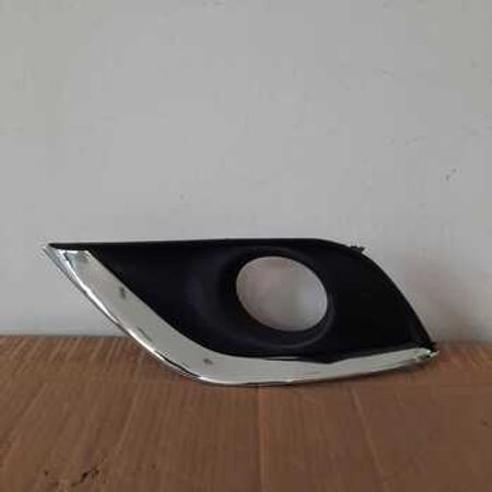 "Nissan Sunny 2015" duman qabı