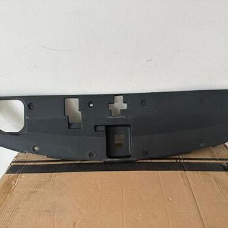 "Hyundai Santa Fe 2013" panel üstü plastması