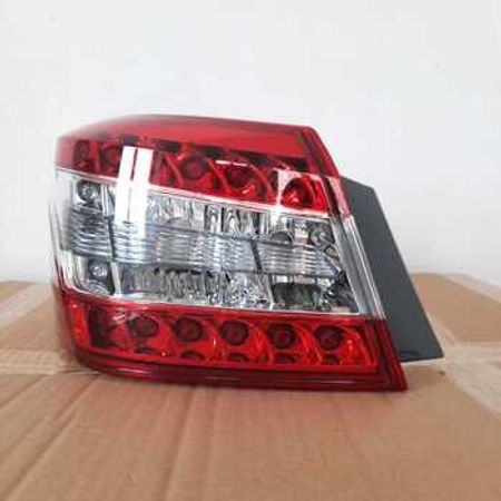 "Nissan Sentra 2012" stop işığı