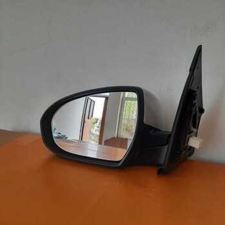 "Hyundai Tucson 2016" yan güzgüsü