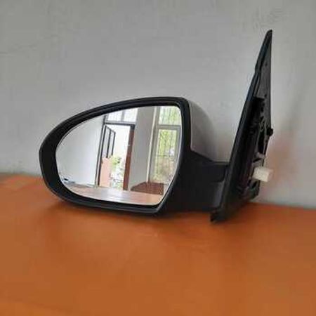 "Hyundai Tucson 2016" yan güzgüsü