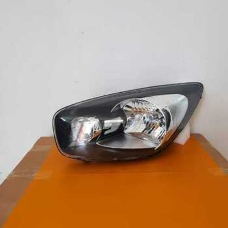 "Kia Picanto 2012" ön farası