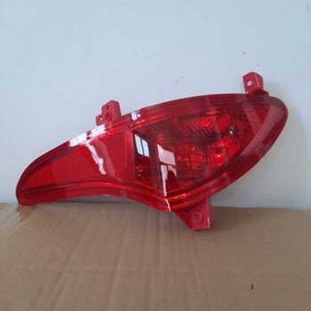 "Hyundai Accent 2014" arxa əksetdirici işığı