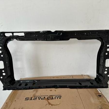"Hyundai Accent 2011" radiator paneli
