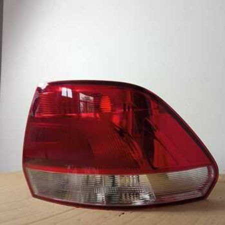 "Volkswagen Polo 2015" stop işığı