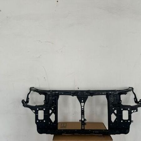 "Hyundai I30 2008" radiator paneli