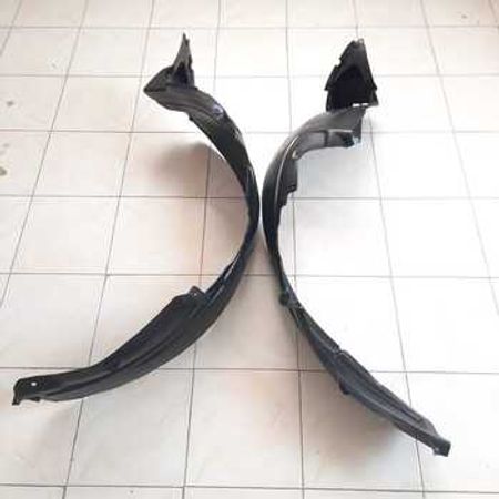 "Hyundai Santa Fe 2008" ön qanad altlığı