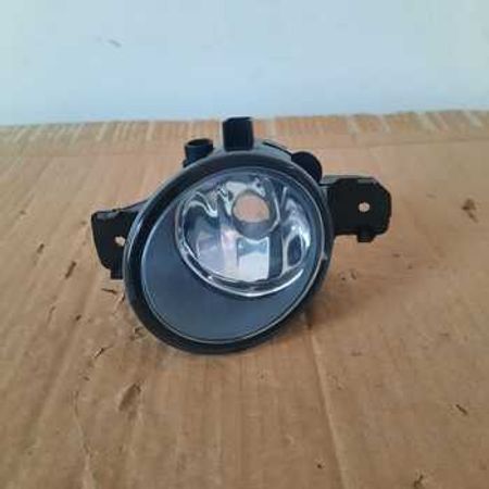 "Nissan Sunny 2012" ön duman farası