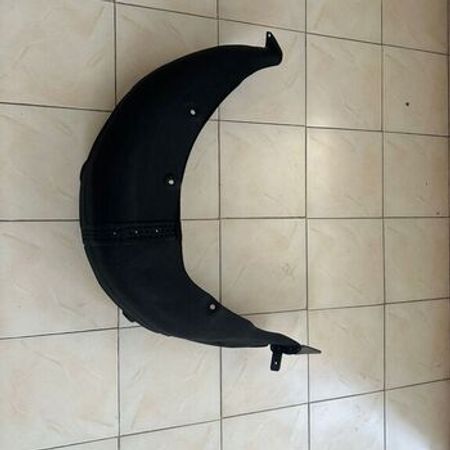 "Kia Carnival 2014" arxa qanad altlığı