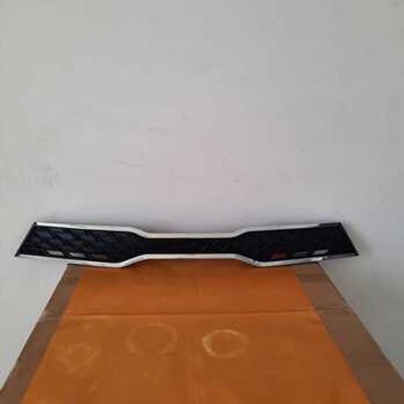 "KİA Rio 2018" radiator barmaqlığı