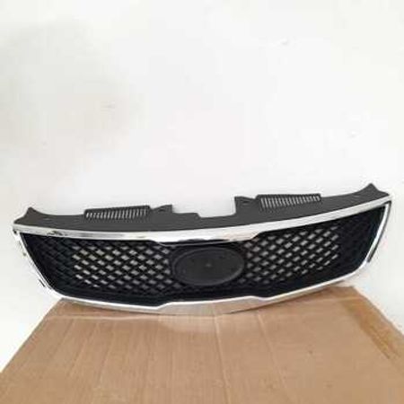 "KİA Cerato 2010" radiator barmaqlığı