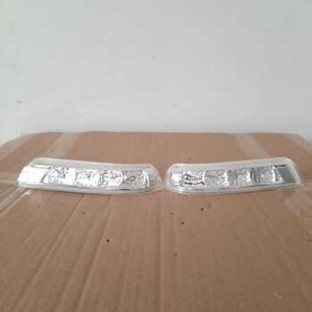 "Hyundai Santa Fe 2008" yan güzgü dönmə işığı