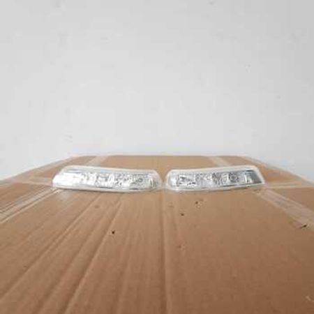 "Hyundai Santa Fe 2008" yan güzgü dönmə işığı