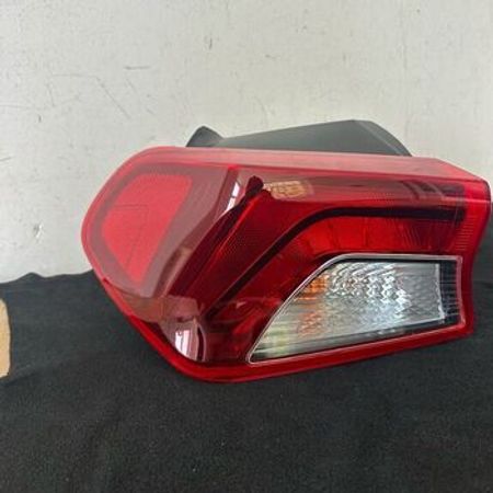 "Kia k5 2020" arxa stop işığı