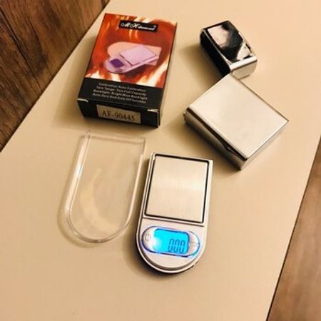 Qızıl tərəzisi "Zippo"