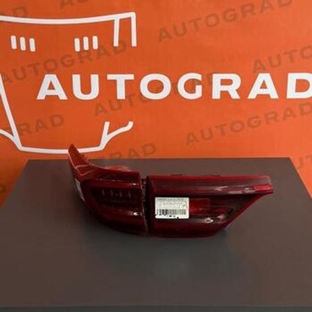 "Kia Sportage" stop işığı