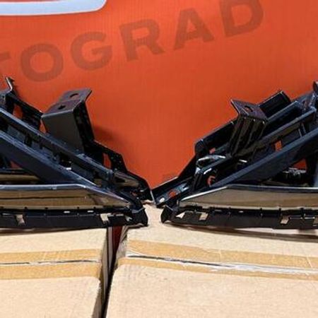 "Hyundai Elantra 2021-2023" duman fara eynəyi