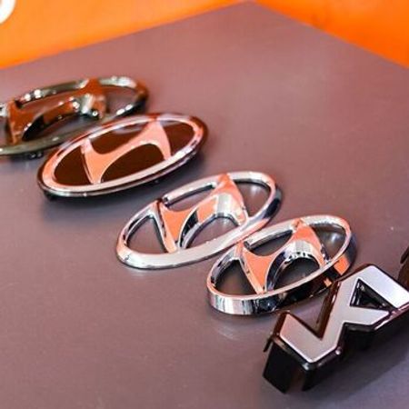 "Hyundai, Kia" emblemi