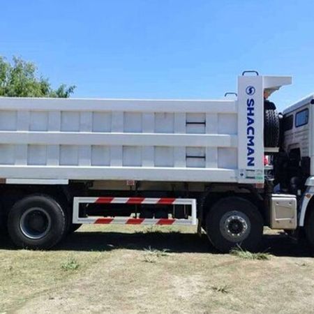 Yük maşını Shacman 8x4, 2025 il – Avtobuslar və xüsusi texnika – ucuztap.az