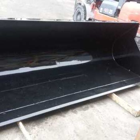 Teleskopik yükləyici çalovu "Manitou"