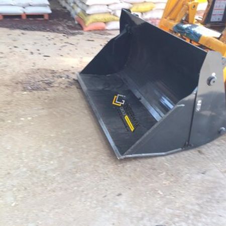 "Bobcat" mini yükləyicilər üçün universal çalov