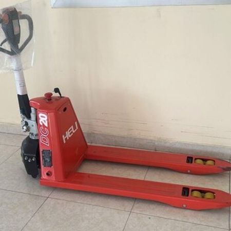 Yarımelektrikli transpalet "HELi", 2024 il