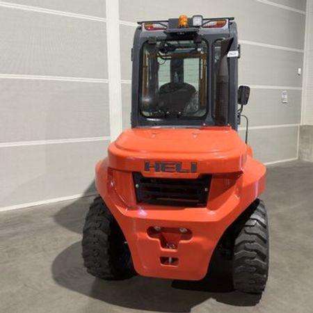 Çəngəlli yükləyici HELİ, 2025 il