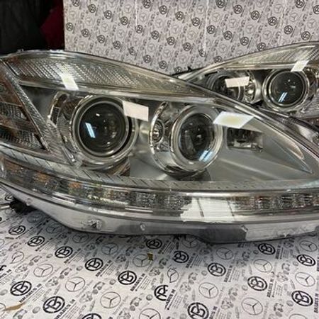 "Mercedes W213" Multibeam farası